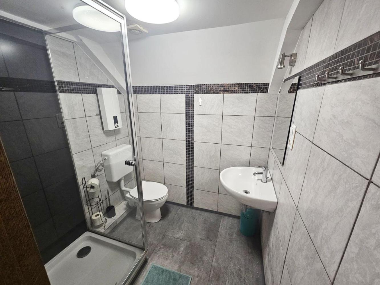 Workers Apartments Satzvey Экстерьер фото